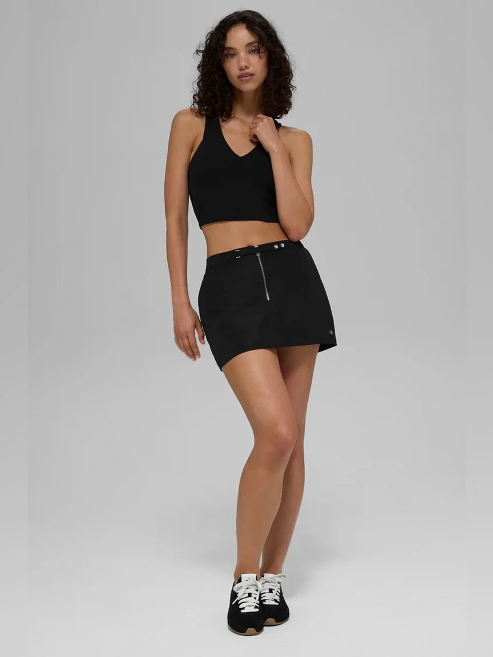 ALO YOGA | ✨NEW✨ Work It Mini Skirt in Black